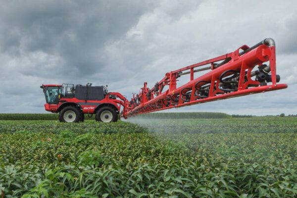 TAM-selbstfahrende-Feldspritze-Agrifac-600x400.jpg